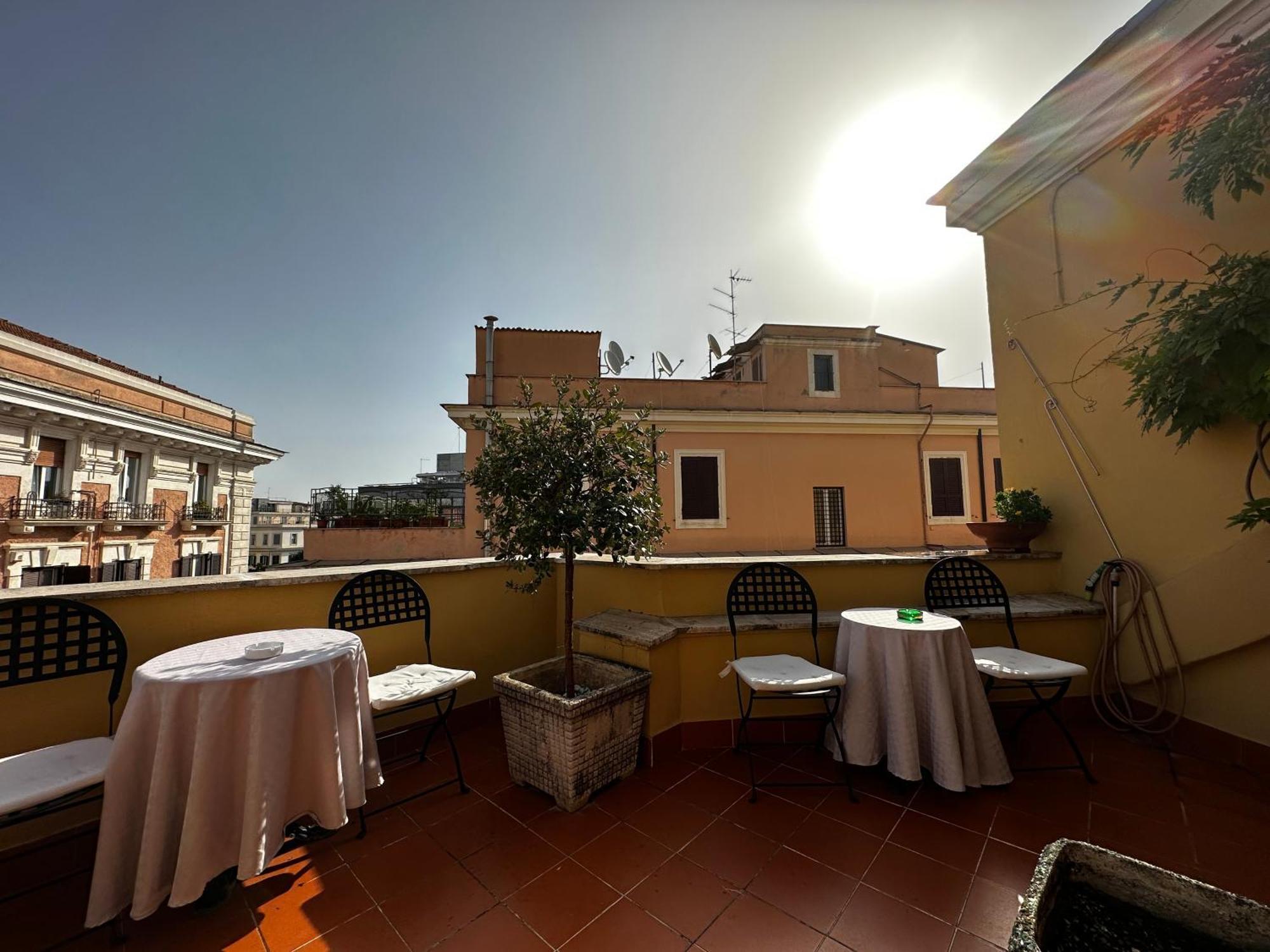 All Comfort Astoria Palace Roma Esterno foto