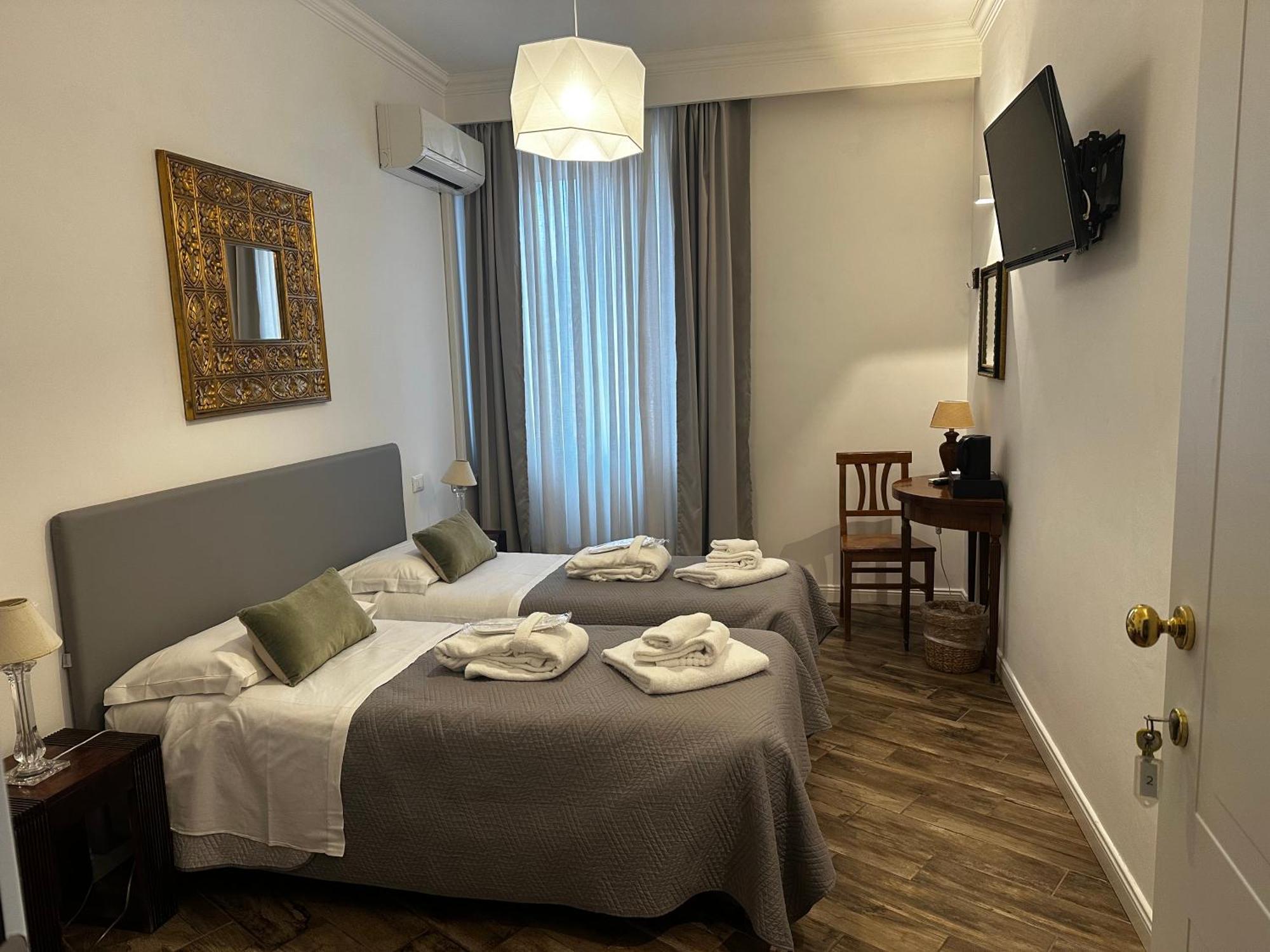 All Comfort Astoria Palace Roma Esterno foto